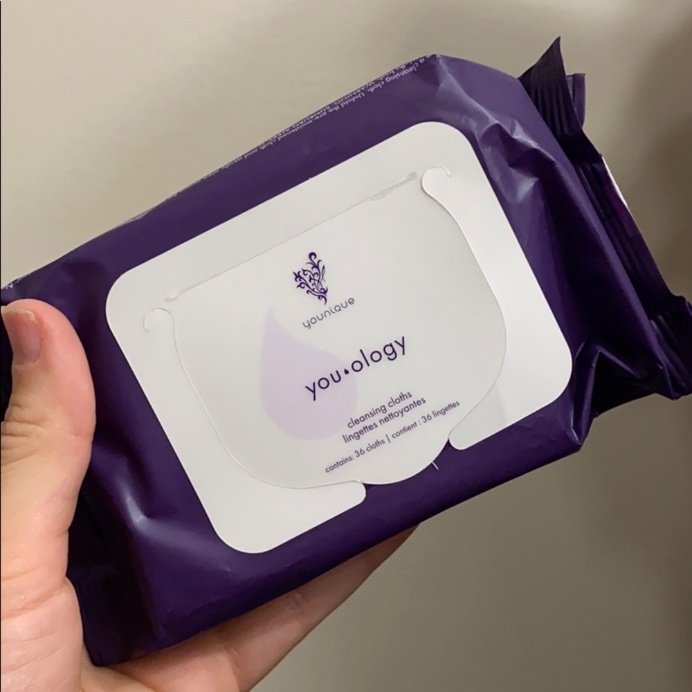Cleansing Cloths